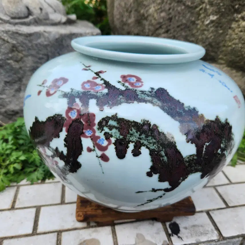 [BUNJANG] Lee Seung-jae Cheonghwa Blue-and-White Iron-Painted Magpie and Plum Blossom Vase / 취당 이승재선생  청화백자 철화 매조도호