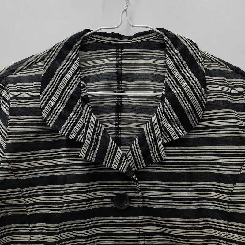 [BUNJANG] Vintage Ethnic Stripe Black Blazer L / 빈티지 에스닉 스트라이프 블랙 블레이저 L