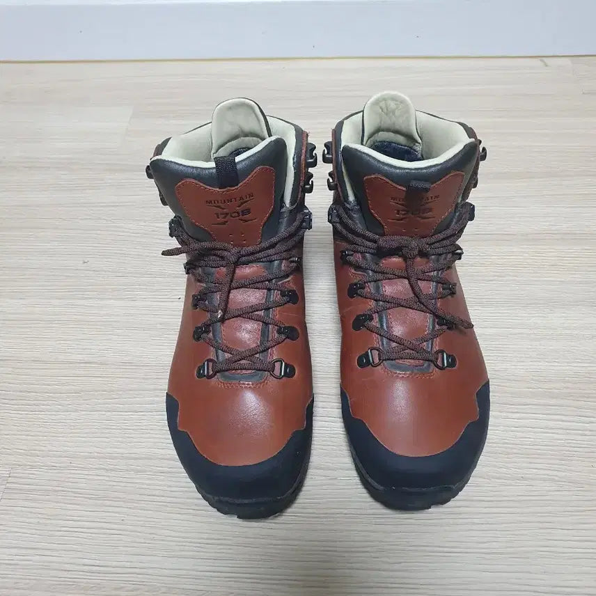[BUNJANG] KOLON SPORT Expert Hiking Boots Size 270 / 코오롱스포츠 1708 익스퍼트 등산화 270