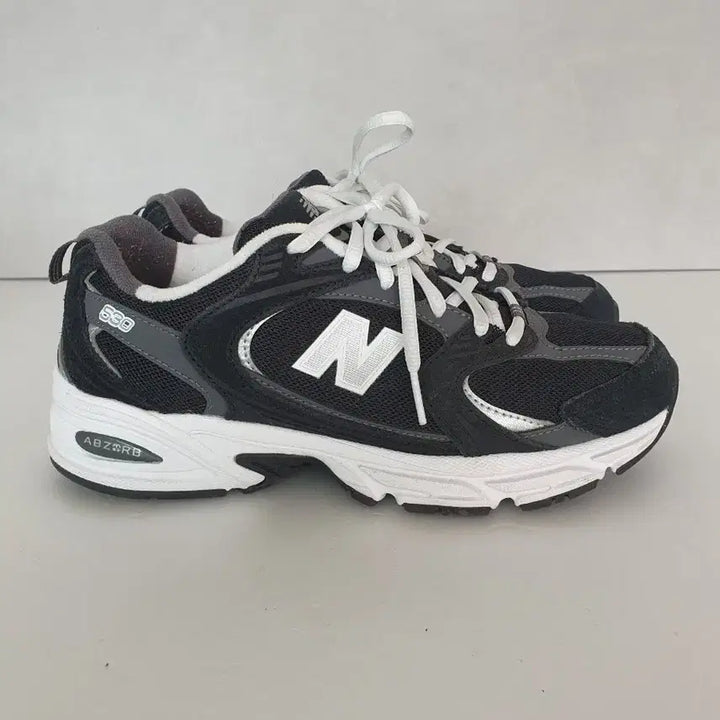 [BUNJANG] New Balance 530 Classic Black Grey (245) / 뉴발란스 530 클래식 블랙 그레이 (245)