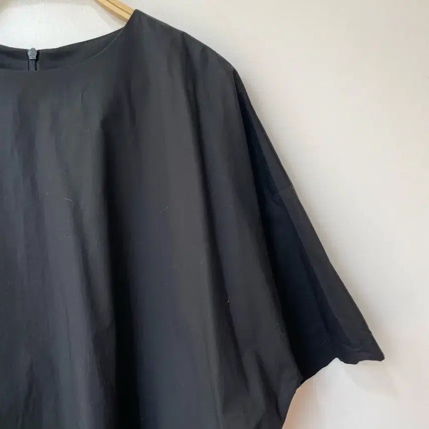 [BUNJANG] Dear Jay Black Short-Sleeve Dress / 디어제이 블랙 반팔 원피스