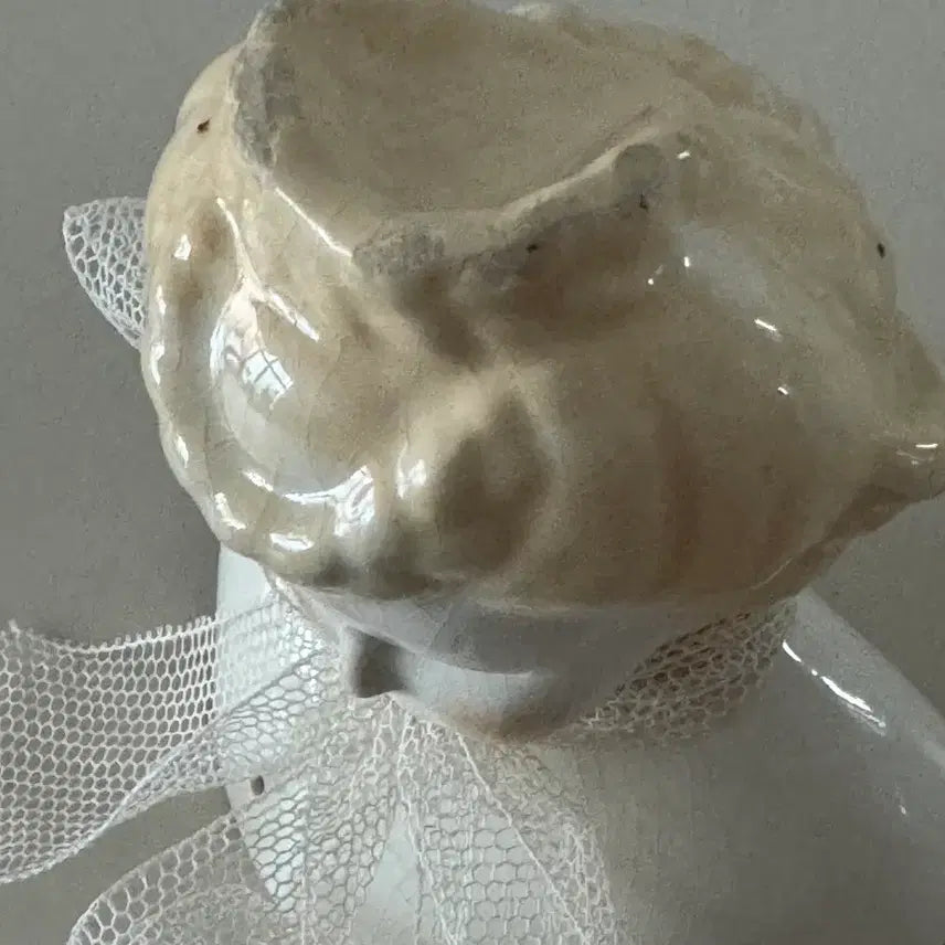 [BUNJANG] Vintage Porcelain Head Doll with Ribbon / 빈티지 포세린 헤드돌