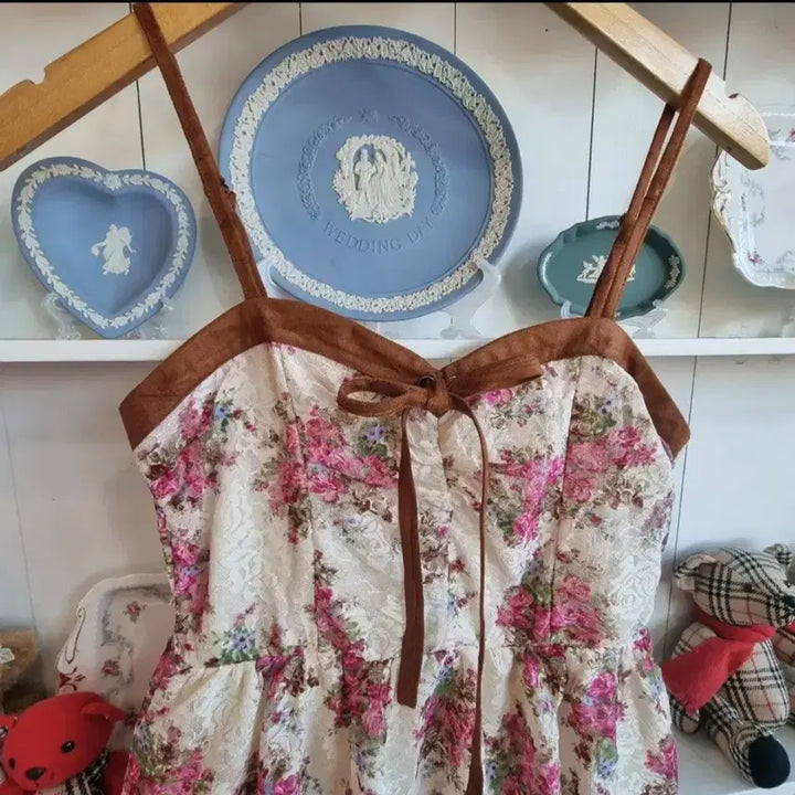 [BUNJANG] Misch Masch Flower Lace Strap Dress / 플라워 레이스 스트랩 원피스