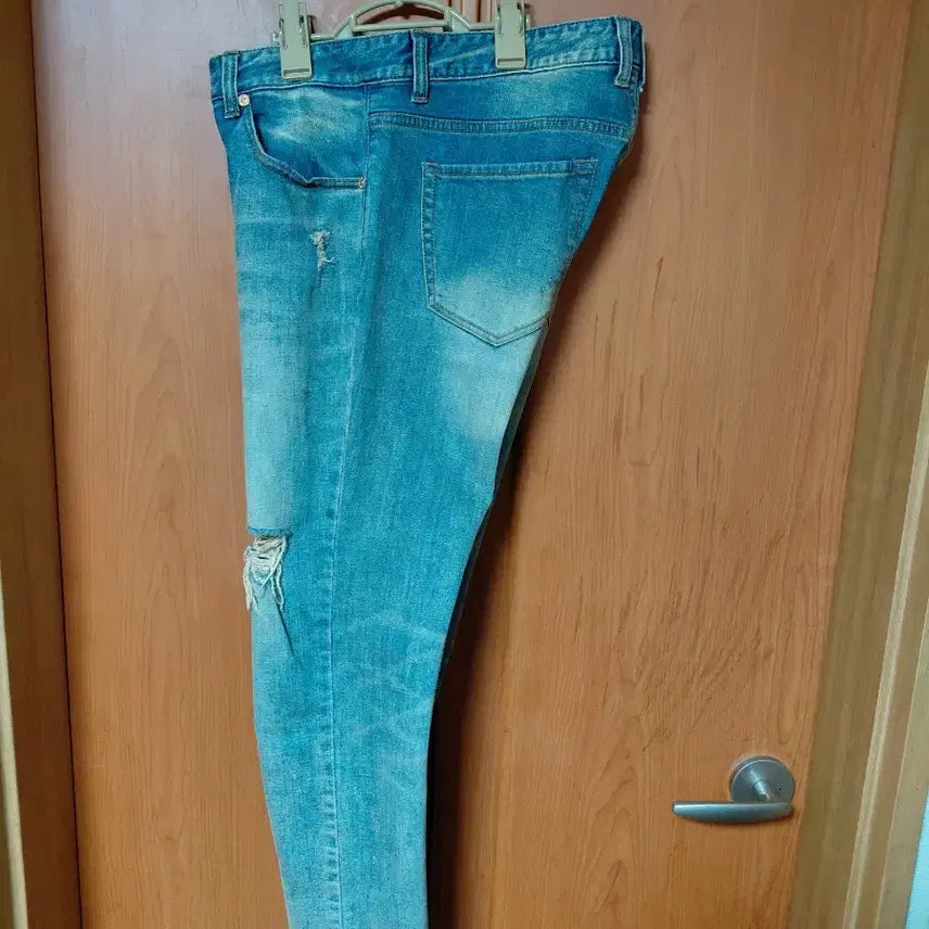 [BUNJANG] Guess Denim Jeans Scratch Wash / 게스 데님 청바지 스크래치 워싱진