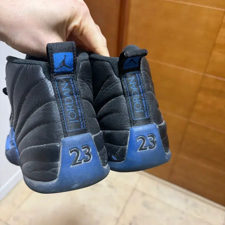 [BUNJANG] Air Jordan 12 Royal Blue "The Master" Sneakers / 조던 12 로얄블루 270