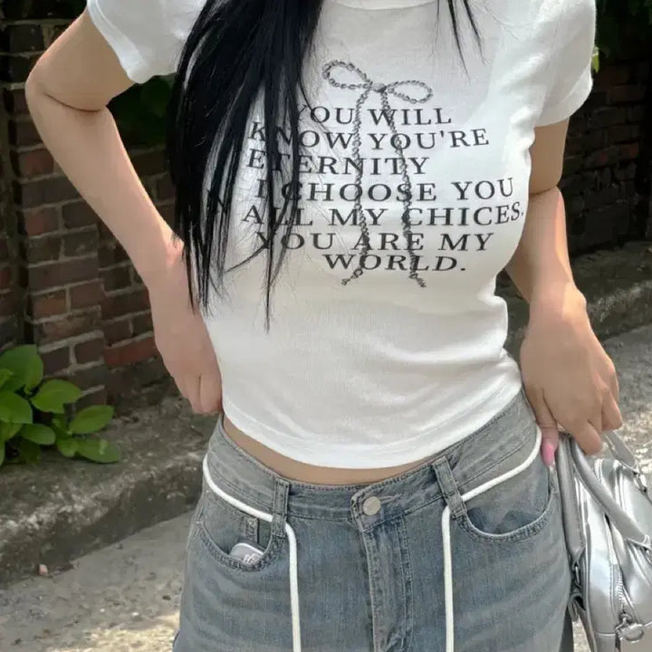 [BUNJANG] Ribbon Lettering Crop Short Sleeve T-Shirt / (새상품) 리본 레터링 크롭 반팔티