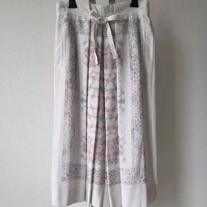 [BUNJANG] BCBG Patterned Wide-Leg Pants / BCBG 패턴 와이드 팬츠 슬랙스-5566(드라이완료/새상급