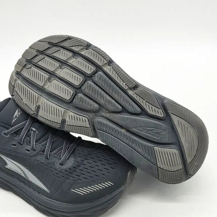 [BUNJANG] Altra Via Olympus Black Running Shoes (UK 7.5 / 265mm) / 알트라 비아 올림퍼스 블랙 (UK 7.5)