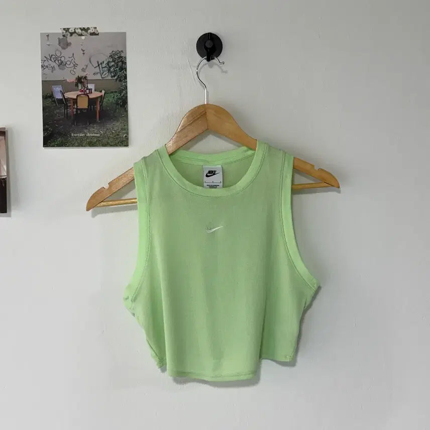 [BUNJANG] Nike Essential Cropped Tank Top (L) / [택포] [L] 나이키 에센셜 크롭 탱크탑