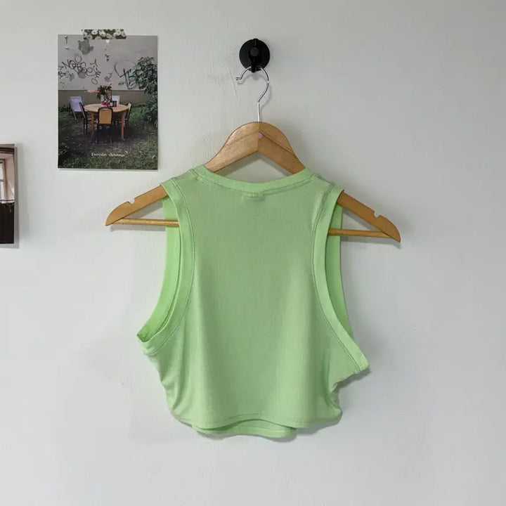 [BUNJANG] Nike Essential Cropped Tank Top (L) / [택포] [L] 나이키 에센셜 크롭 탱크탑