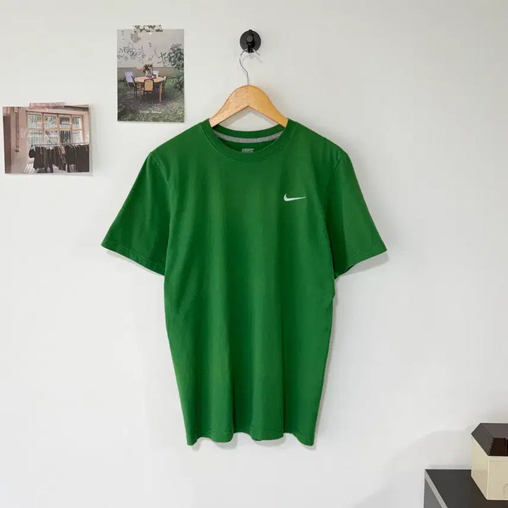 [BUNJANG] Nike Essential Regular Fit T-Shirt Size S / [택포] [S] 나이키 에센셜 레귤러핏 티셔츠