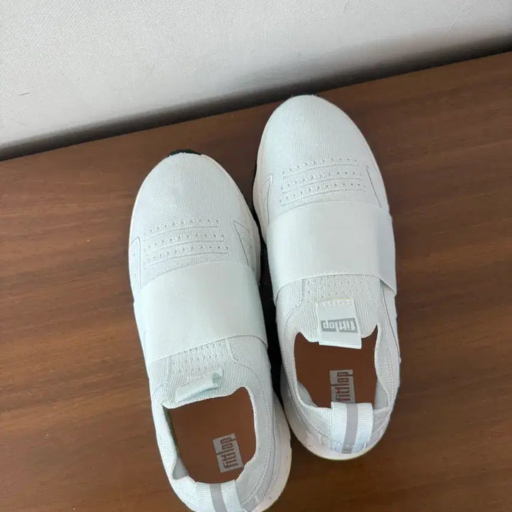 [BUNJANG] Fitflop Sneakers UK 5 / 핏플랍 스니커즈 운동화 UK5사이즈