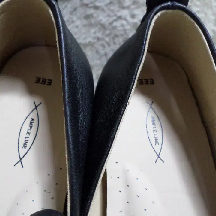 [BUNJANG] ANPLIAME Flat Shoes Used Size 260 / 후루룩구제2 230 앤플라임 플랫슈즈 중고 신발 260513