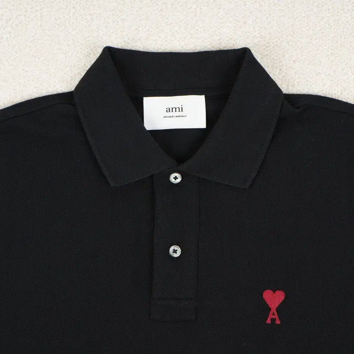 [BUNJANG] AMI Small Heart Logo Black Short Sleeve Polo T-Shirt / 아미 스몰 하트 로고 블랙 반팔 카라티