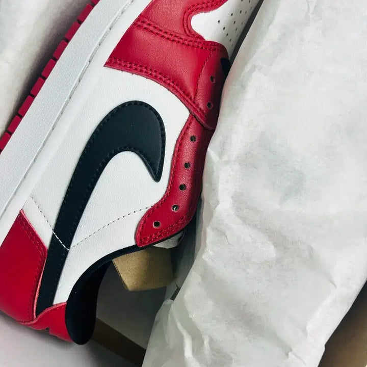 [BUNJANG] Air Jordan 1 Retro Low OG Chicago / [285] 조던 1 레트로 로우 OG 시카고