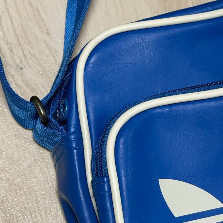 [BUNJANG] Adidas Crossbody Bag / 아디다스 크로스백