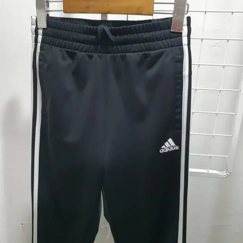 [BUNJANG] Adidas 3-Stripes Training Pants (Woman XS) / 아디다스 삼선 트레이닝 바지 (WOMAN XS)
