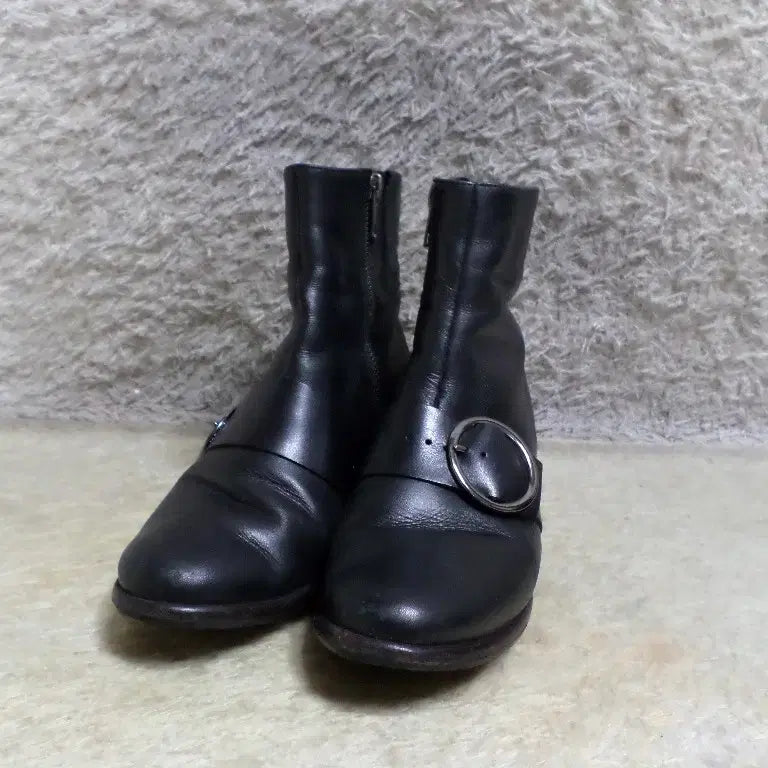 [BUNJANG] Tibi Ankle Boots / 후루룩구제2 225 tibi 티비 앵글 부츠 중고 신발 260513