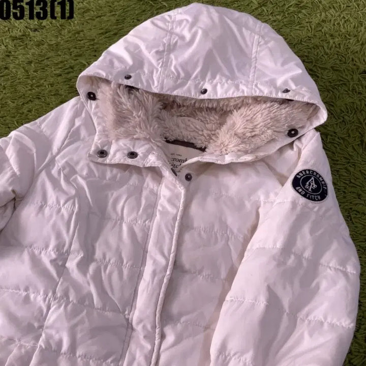 [BUNJANG] Abercrombie White Hooded Padded Jumper / 아베크롬비 화이트 후드 패딩 점퍼