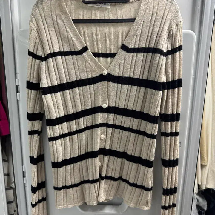 [BUNJANG] Stripe Cardigan (2 Types) / 단가라 가디건 두종류
