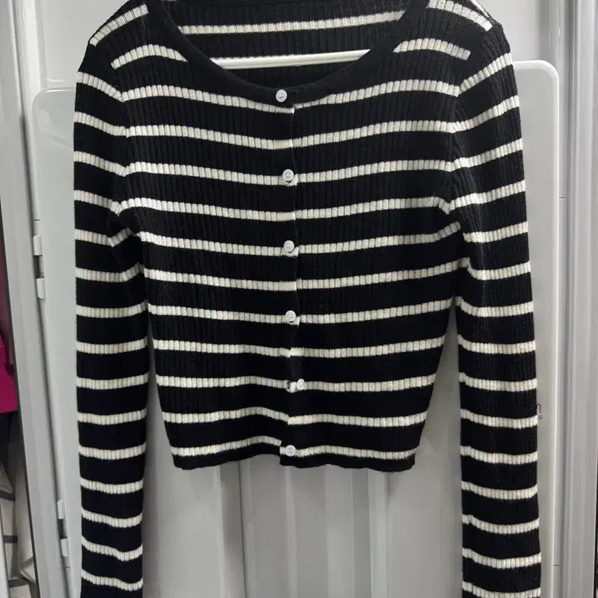[BUNJANG] Stripe Cardigan (2 Types) / 단가라 가디건 두종류