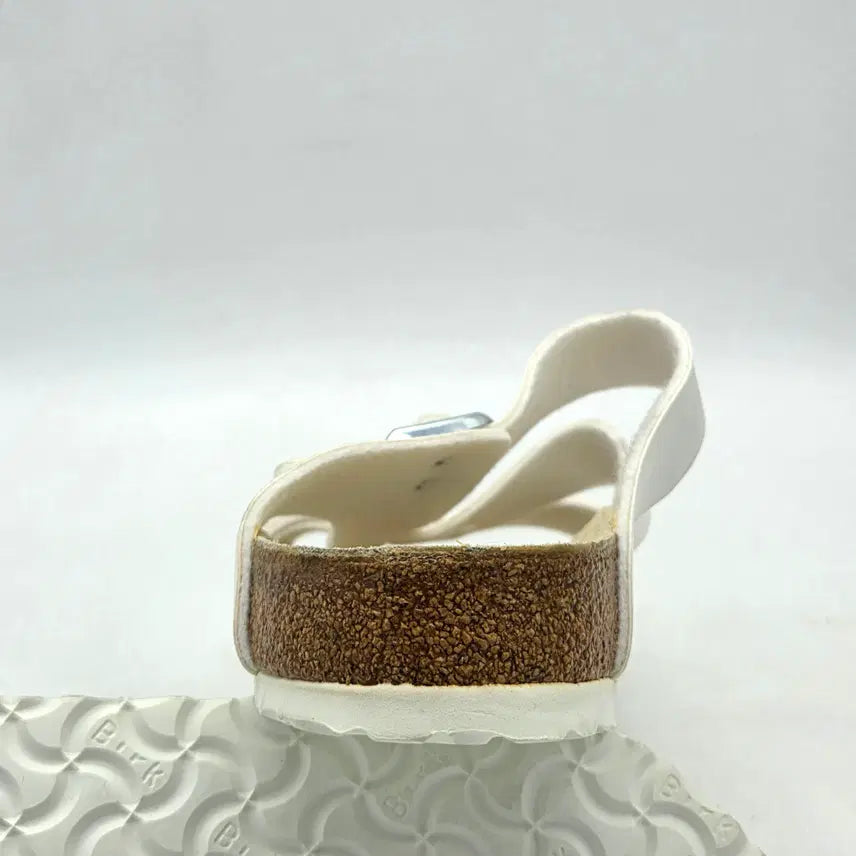 [BUNJANG] Birkenstock Pisa White Sandals (Size 43) / 버켄스탁 피사 화이트 (43)