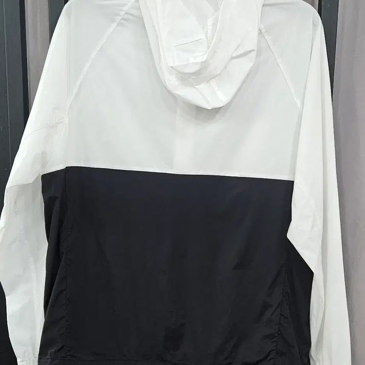 [BUNJANG] Polham Alaska Lightweight Hooded Windbreaker White/Black XL / 폴햄 ALASKA 흰검 경량 후드 바람막이 XL