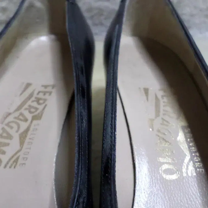 [BUNJANG] Salvatore Ferragamo Italian Leather Shoes / 후루룩구제 240 페라가모 이태리 구두 중고 신발 260513