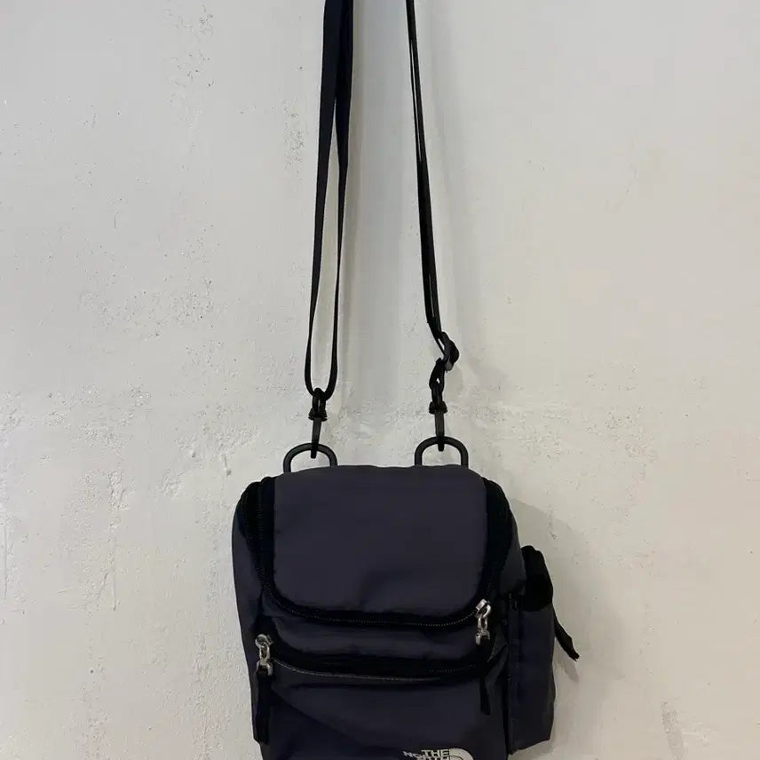 [BUNJANG] The North Face Mini Crossbody Bag / 노스페이스 미니 크로스백
