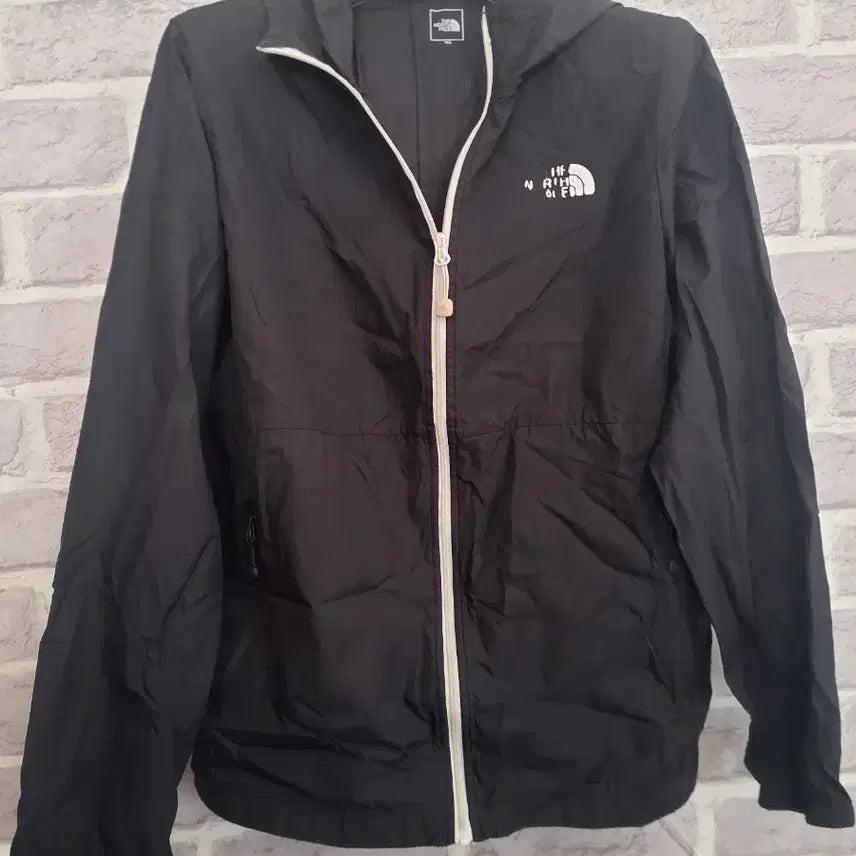 [BUNJANG] The North Face Kids Black Windbreaker Jacket 160 / 노스페이스 키즈 블랙 바람막이 점퍼160