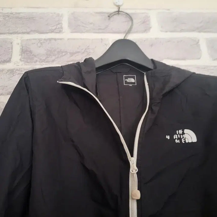 [BUNJANG] The North Face Kids Black Windbreaker Jacket 160 / 노스페이스 키즈 블랙 바람막이 점퍼160