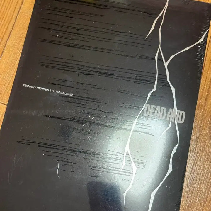 [BUNJANG] XDINARY HEROES Dead And Album Sealed / 엑디즈 엑스디너리히어로즈 Dead And 앨범 미개봉