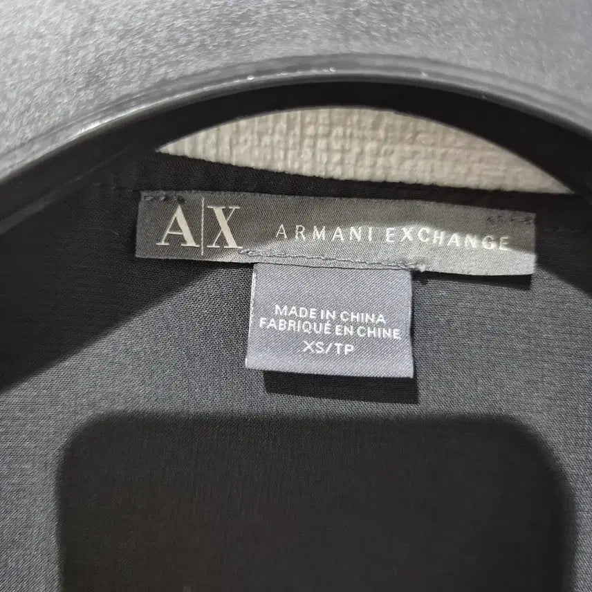 [BUNJANG] Armani Exchange Black Cardigan / 아르마니 익스체인지 블랙 가디건