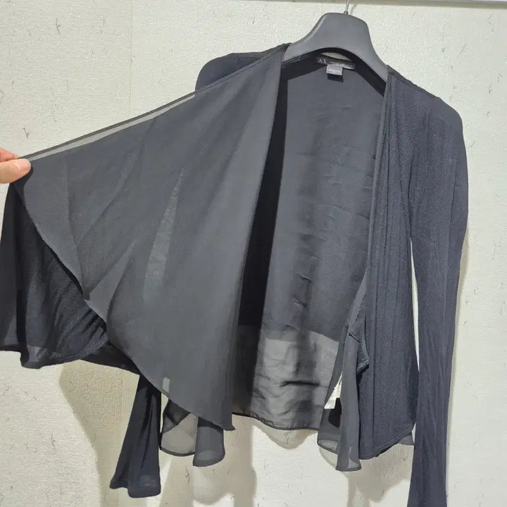[BUNJANG] Armani Exchange Black Cardigan / 아르마니 익스체인지 블랙 가디건