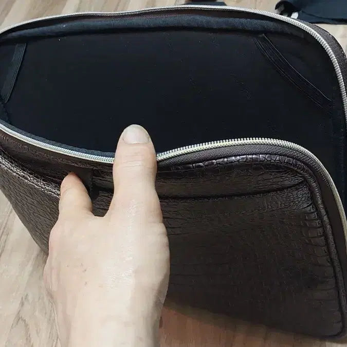 [BUNJANG] Luxury Crocodile Pattern Briefcase Laptop Bag / 서류 가방 노트북 가방