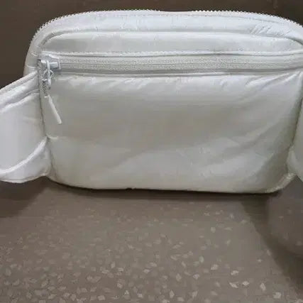 [BUNJANG] Lululemon Belt Bag White / 룰루레몬 벨트백