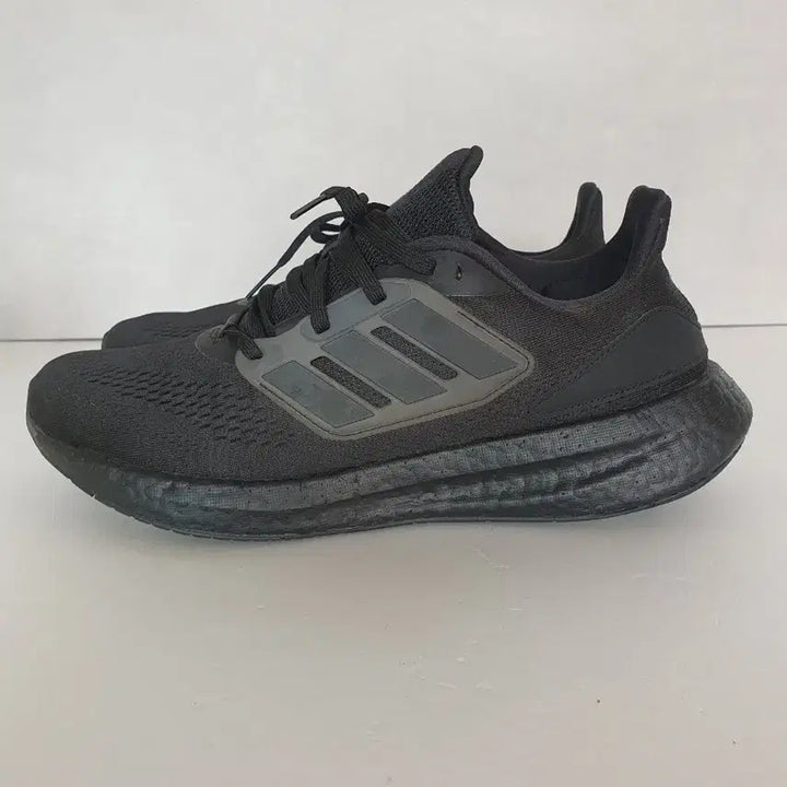 [BUNJANG] Adidas Pureboost 23 Core Black Running Shoes / 아디다스 퓨어부스트 23 코어 블랙 (285)