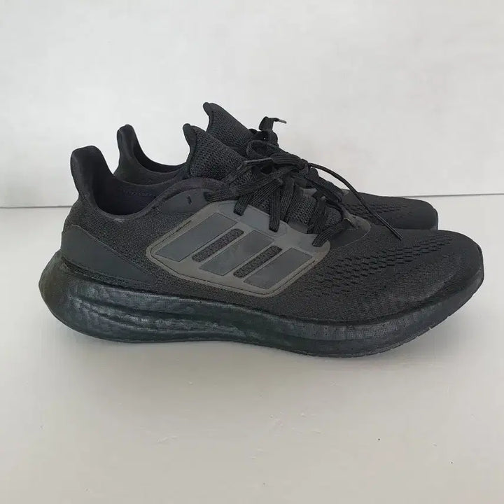 [BUNJANG] Adidas Pureboost 23 Core Black Running Shoes / 아디다스 퓨어부스트 23 코어 블랙 (285)
