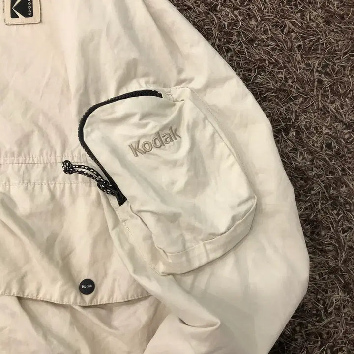 [BUNJANG] S Kodack Oversized Hooded Windbreaker Jacket / S 코닥 오버핏 후드 윈드브레이커 바람막이 자켓
