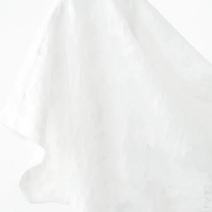 [BUNJANG] OAKMOO See-through Asymmetric Off-shoulder Jacquard Lace Top / OAKMOO 오크무 시스루 비대칭 오프숄더 자카드 레이스 탑