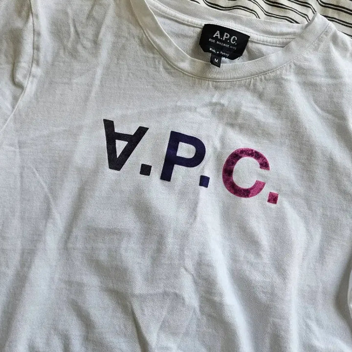 [BUNJANG] A.P.C. White Logo Short Sleeve T-Shirt (M) / A.P.C. 화이트 로고 반팔 티셔츠