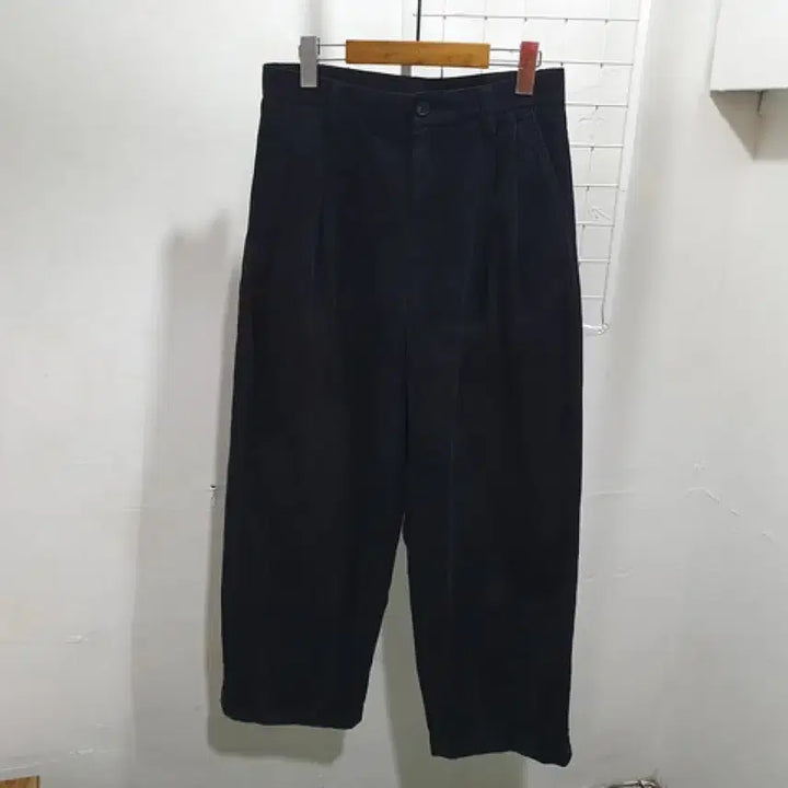 [BUNJANG] Musinsa Standard Corduroy Wide Pants 28 Inch / 무신사스탠다드 코듀로이 와이드팬츠 (28인치)