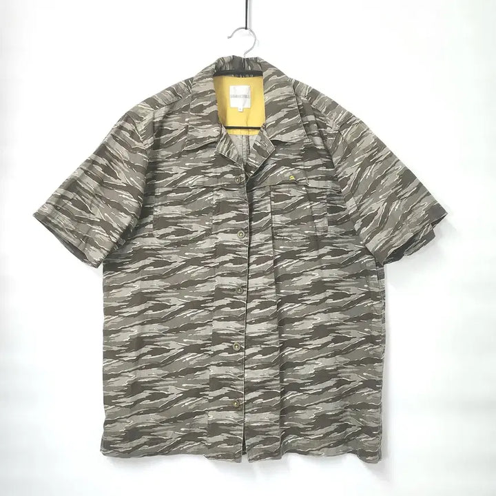 [BUNJANG] Brace Bell Camo Pattern Short Sleeve Shirt / 브레이스벨 카모 패턴 반팔 셔츠 100-105