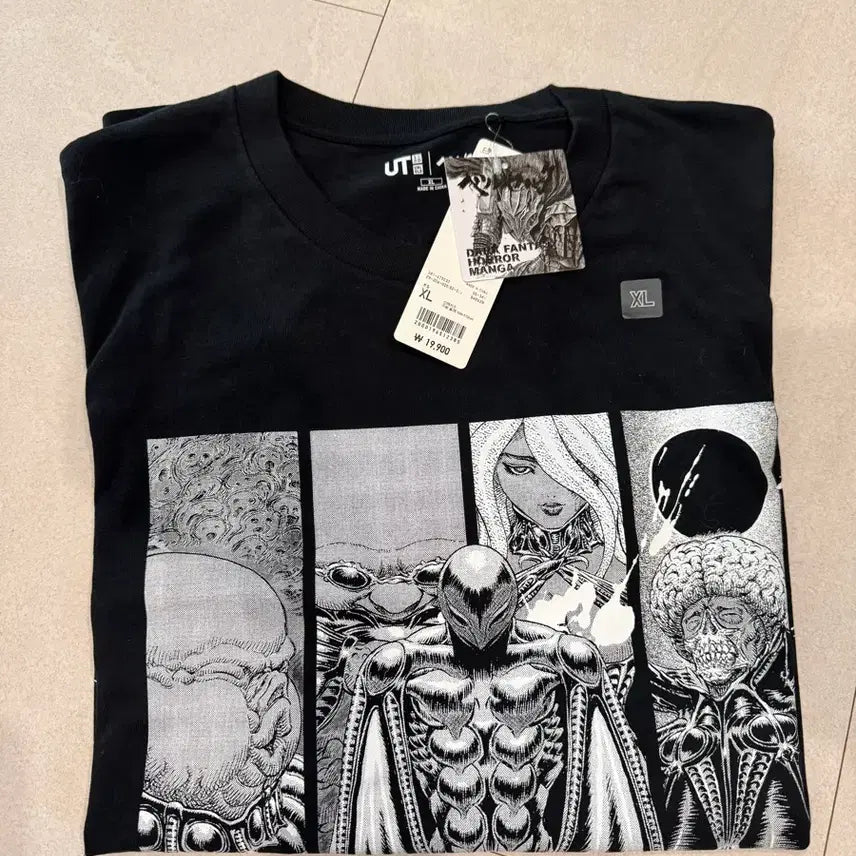 [SOLD OUT] 유니클로 베르세르크 반팔 XL 새상품