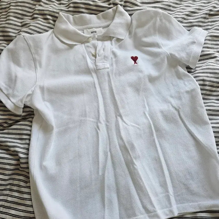 [BUNJANG] AMI Small Heart Short Sleeve Polo T-Shirt White / 아미 스몰 하트 반팔 폴로티 화이트