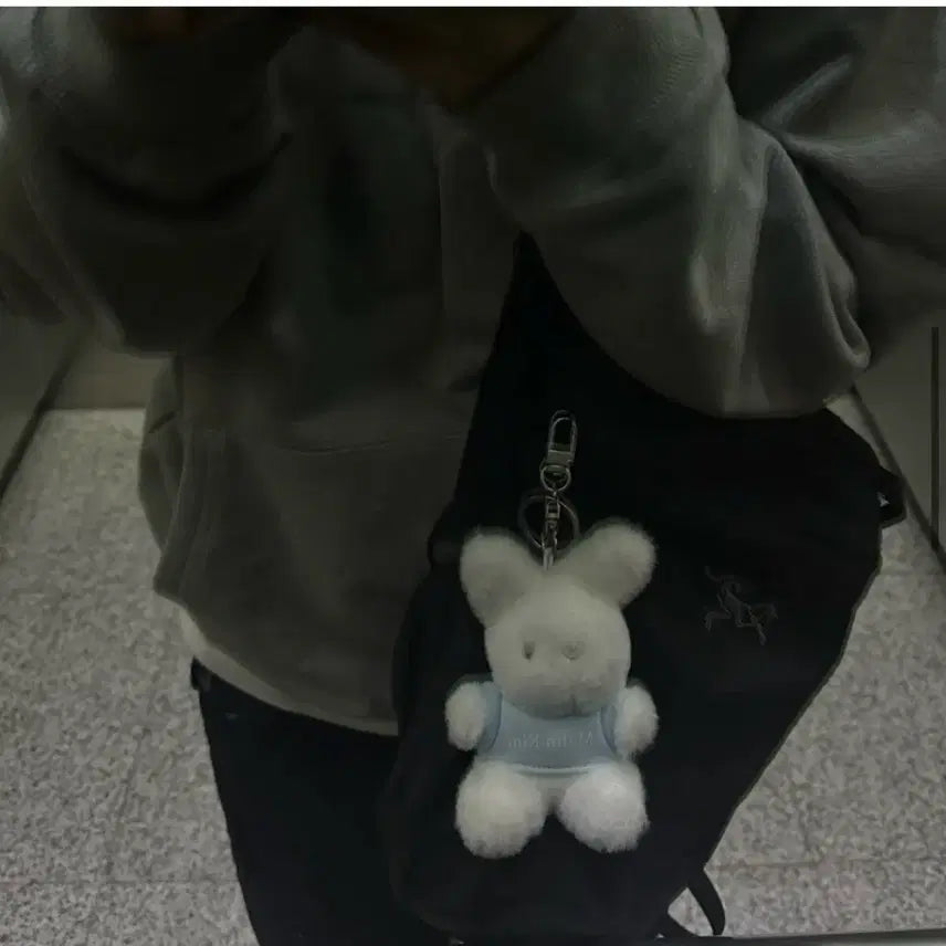 [BUNJANG] Matinkim White Bunny Toy Keyring / 새상품 마뗑킴 화이트 버니 토이 키링 토끼 열쇠고리