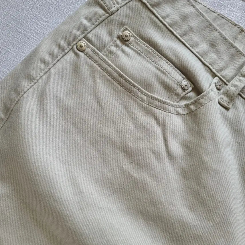 [BUNJANG] Andar Air Denim Slim Tapered Fit Jeans - Cream/Ivory (Size 34) / 안다르 크림색 청바지 34