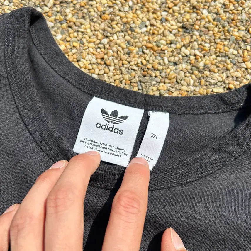 [BUNJANG] Adidas Black Short Sleeve T-Shirt (Size M) / 아디다스(ADIDAS) 블랙 반팔티