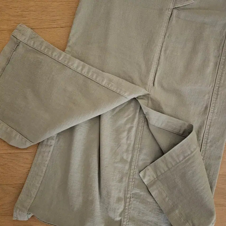 [BUNJANG] The Ilma Button Detail Long Skirt - Khaki / 더 일마 버튼 스커트 롱 스커트 카키