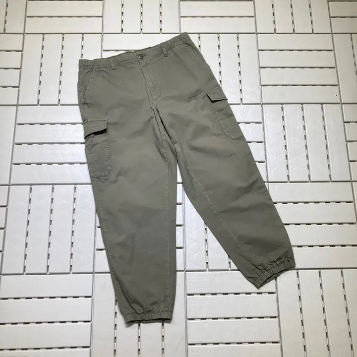 [BUNJANG] Uniqlo Cargo Jogger Pants / [34]유니클로 카고 조거팬츠 0551